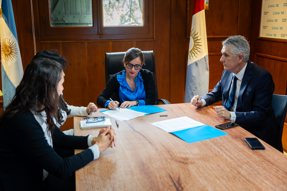 Convenio para fortalecer el registro poblacional del cáncer en la Provincia